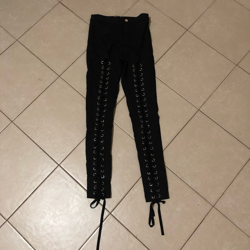 🚨Fashion Nova Lace Up Pants🚨